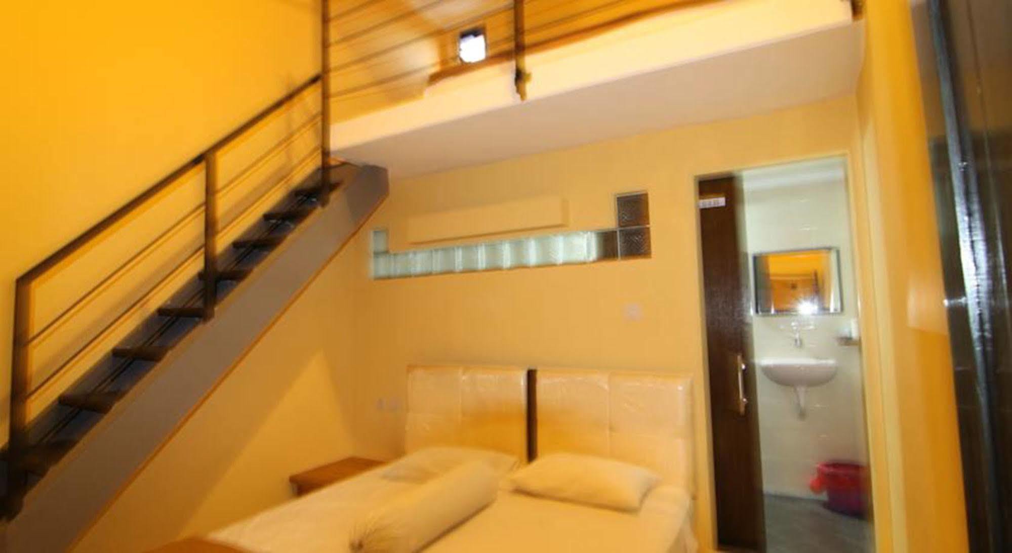 Ct1 Bali Bed & Breakfast クタ エクステリア 写真
